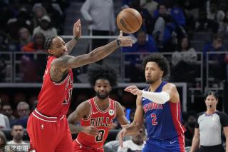 具震撼力的 具震撼力的